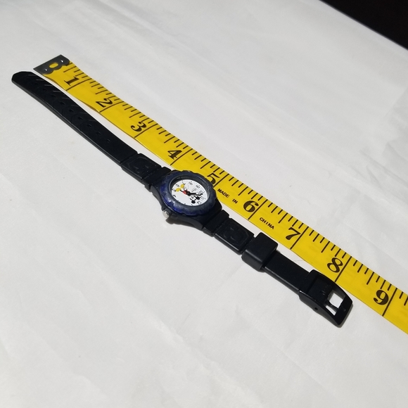 DISNEY TIME WORKS MICKEY MOUSE WATCH - Picture 7 of 10